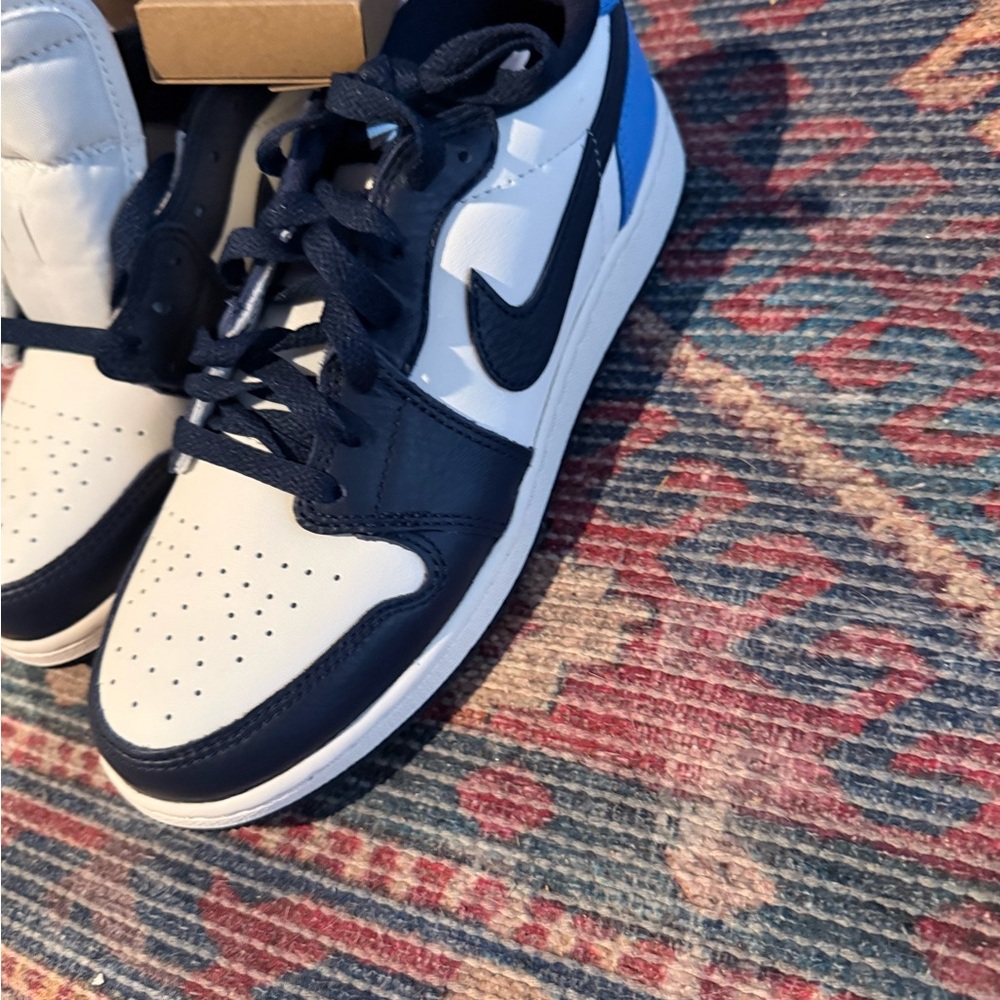 Nike Black and White Sneakers with Blue Accents